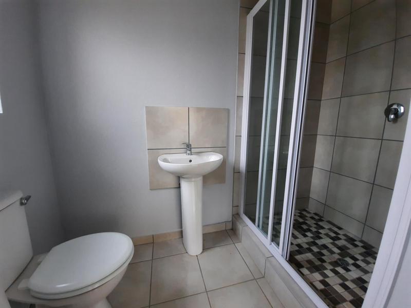 To Let 3 Bedroom Property for Rent in Waterkloof East North West